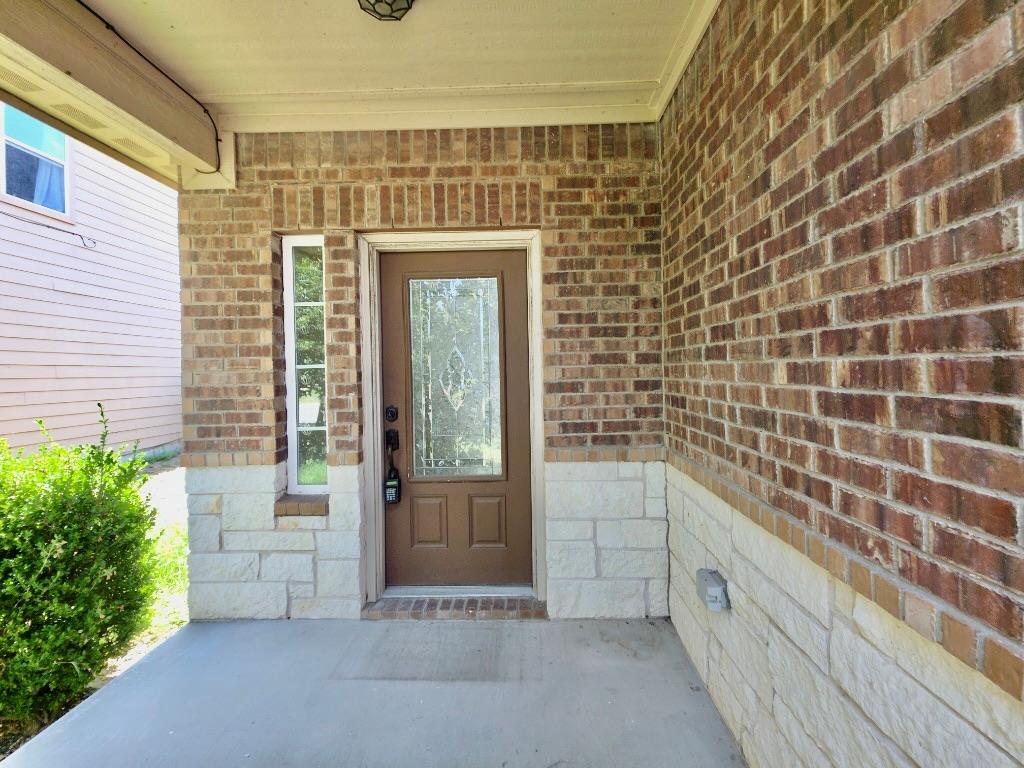 1697 Breanna Ln Property Photo 2