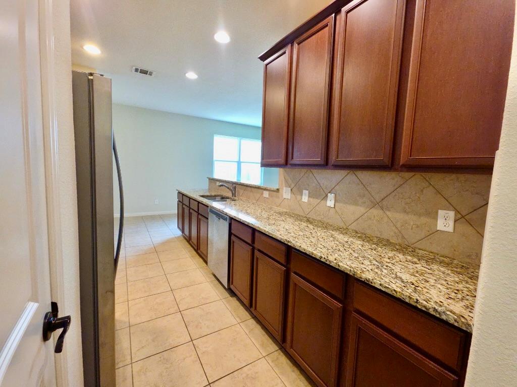 1697 Breanna Ln Property Photo 8