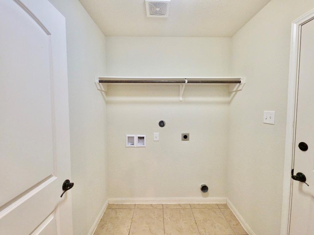 1697 Breanna Ln Property Photo 22