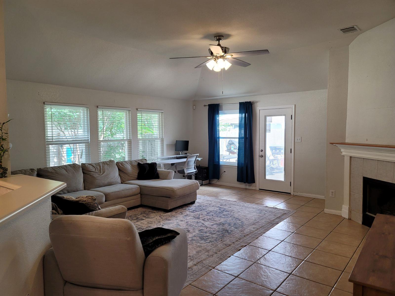 108 Warner Bnd Property Photo 1