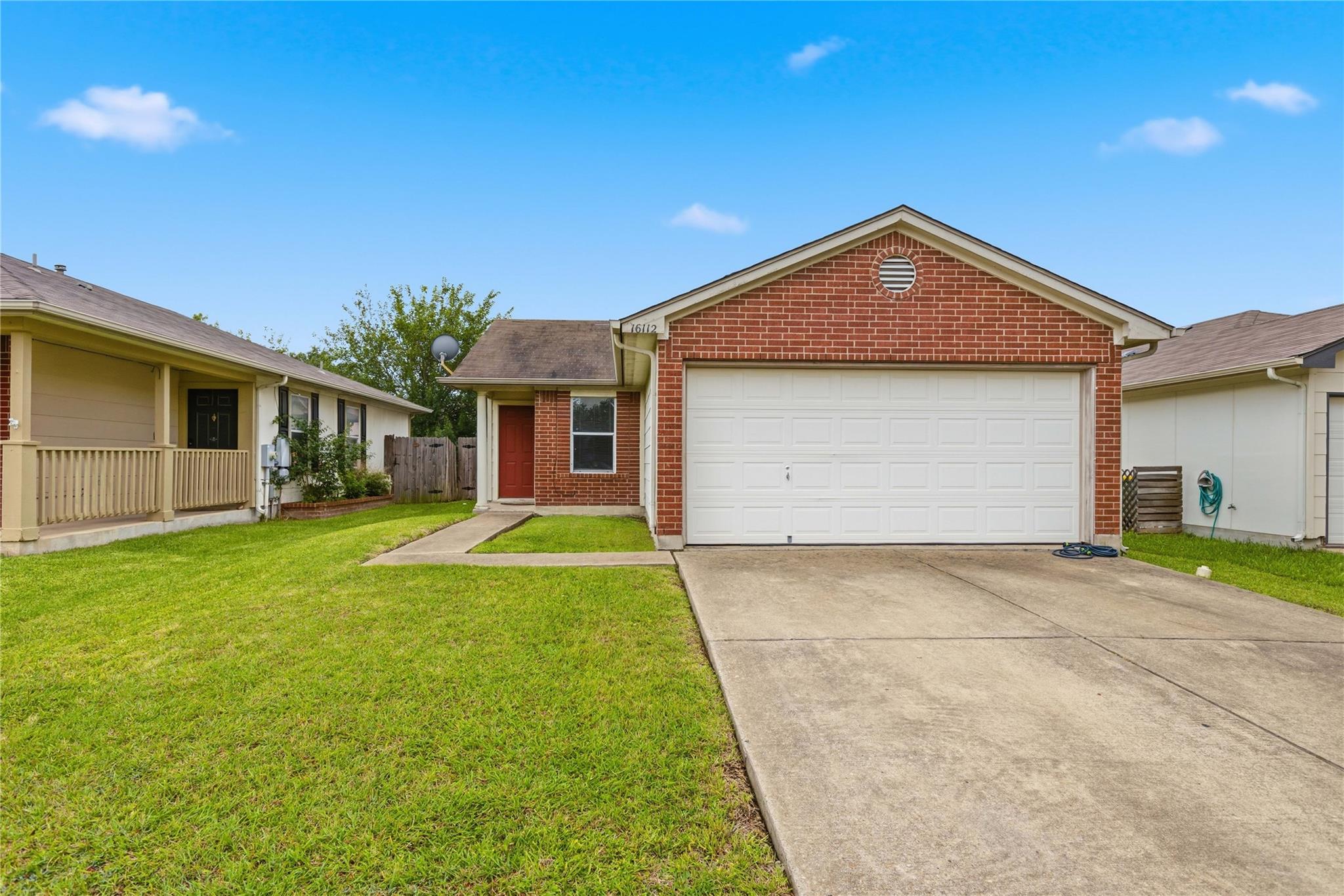 16112 Hamilton Point Cir Property Photo 1