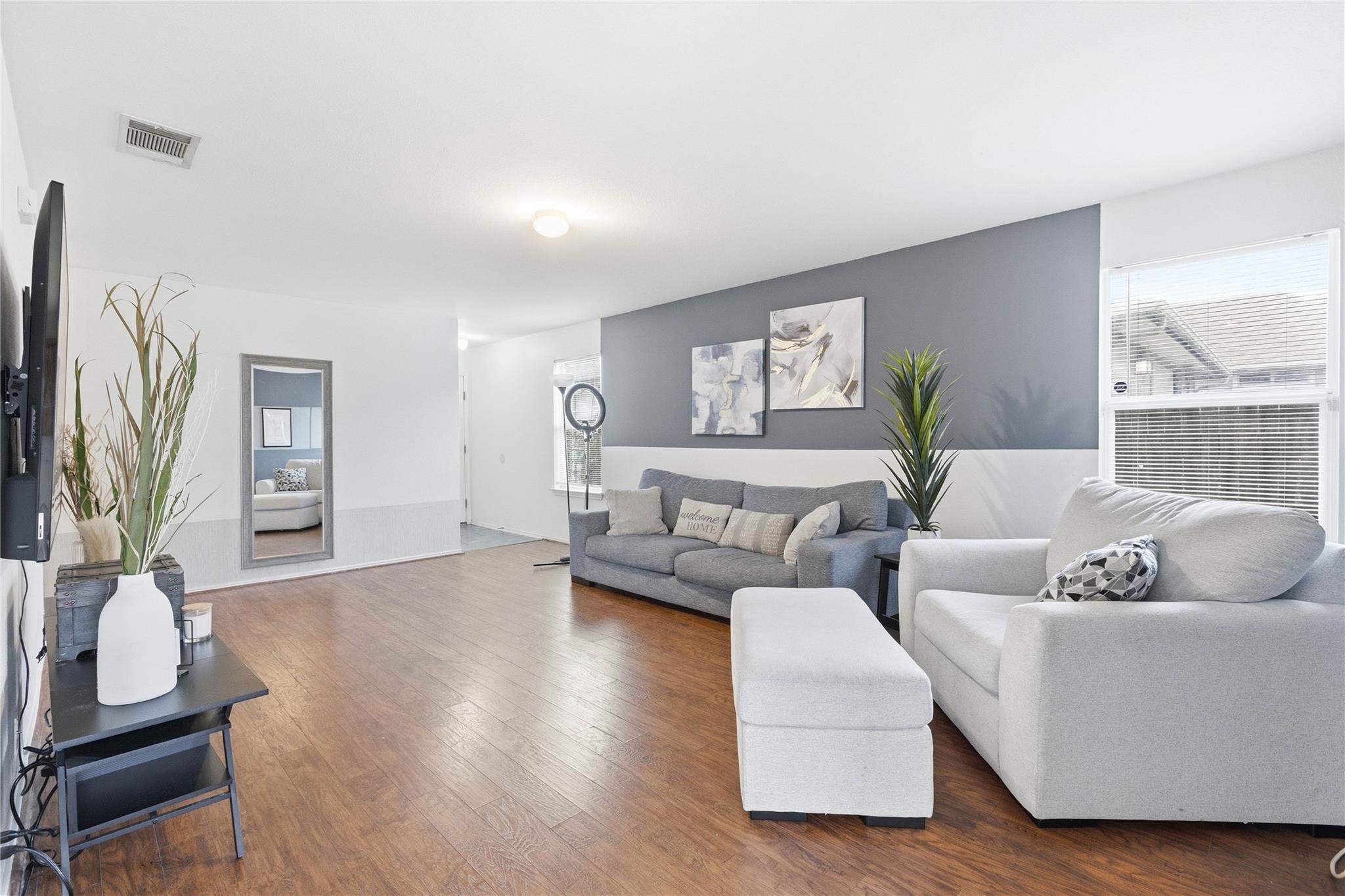 16112 Hamilton Point Cir Property Photo 7