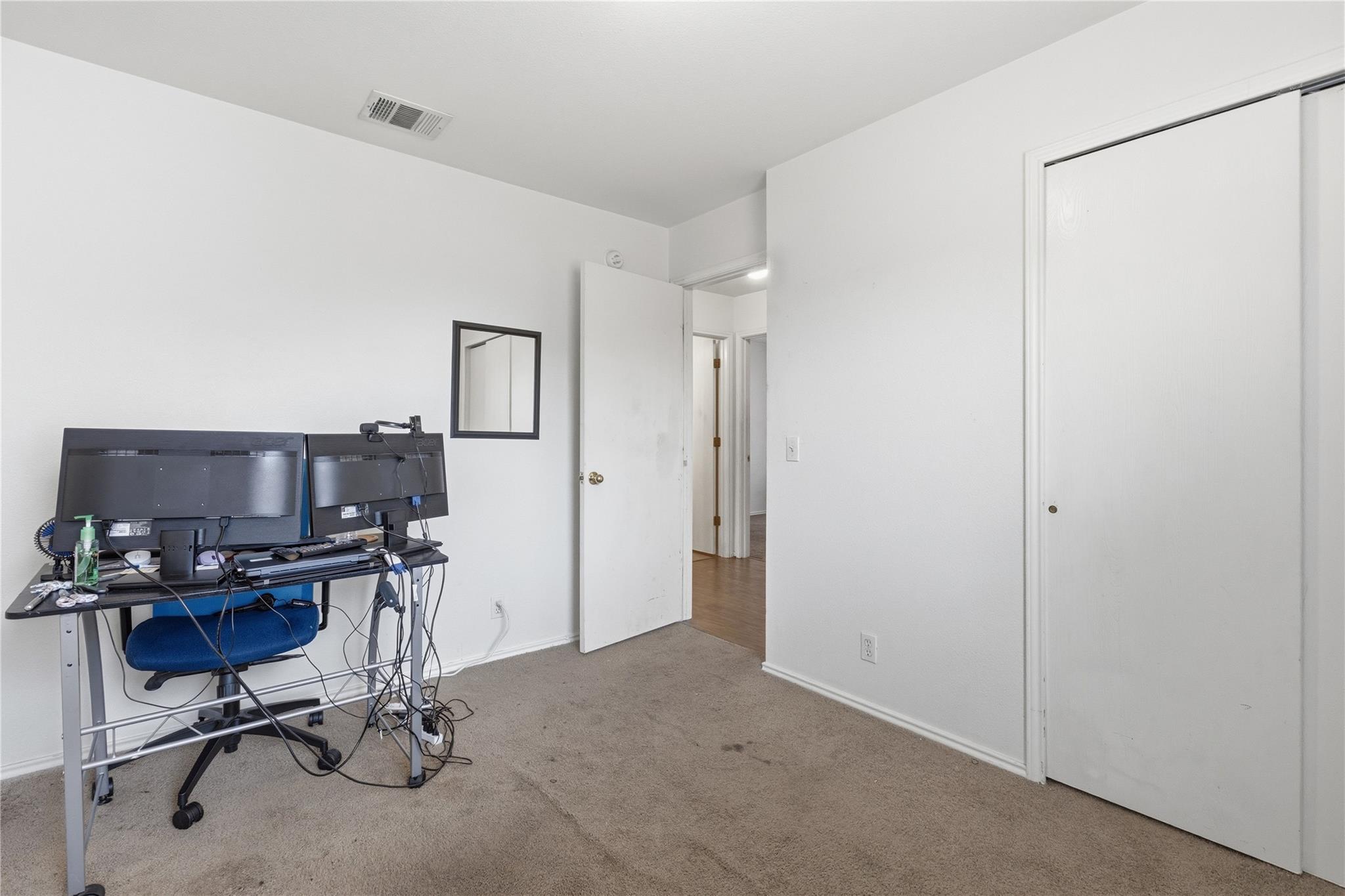 16112 Hamilton Point Cir Property Photo 13