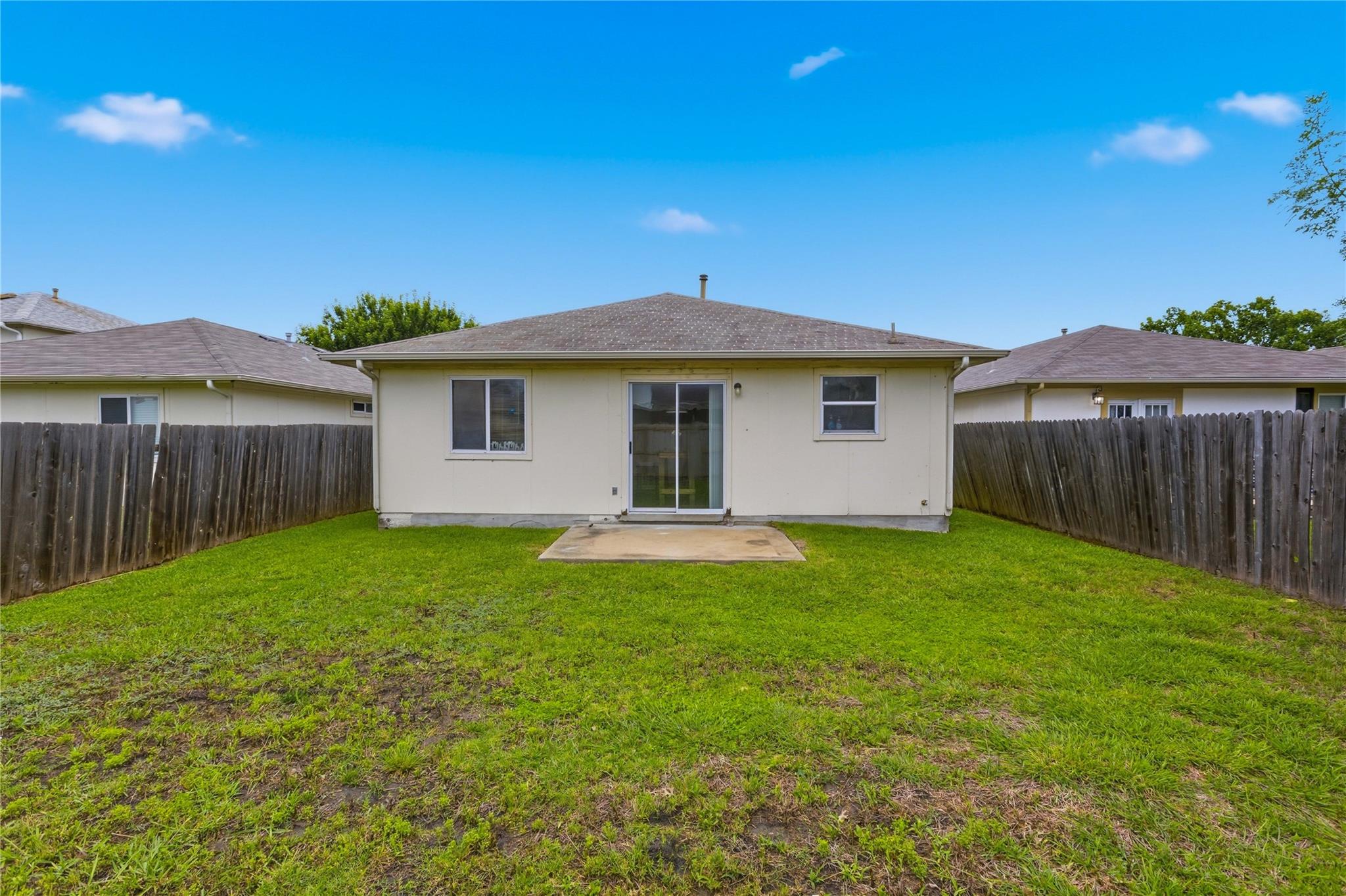 16112 Hamilton Point Cir Property Photo 27