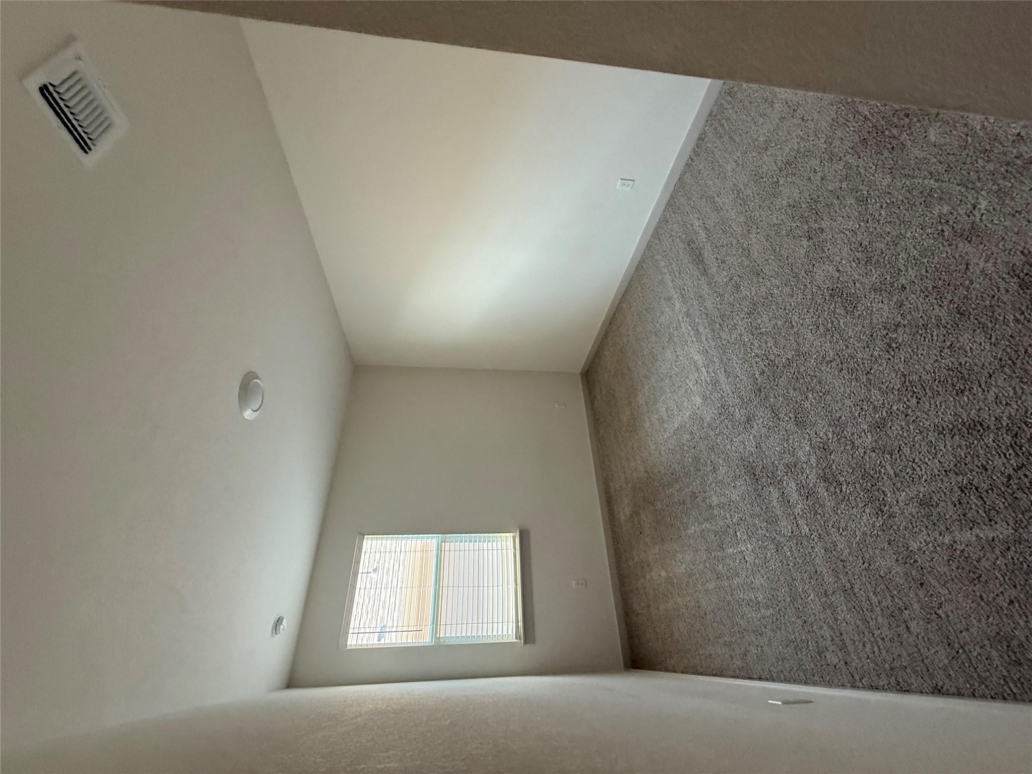 400 Barton Creek Ln Property Photo 7