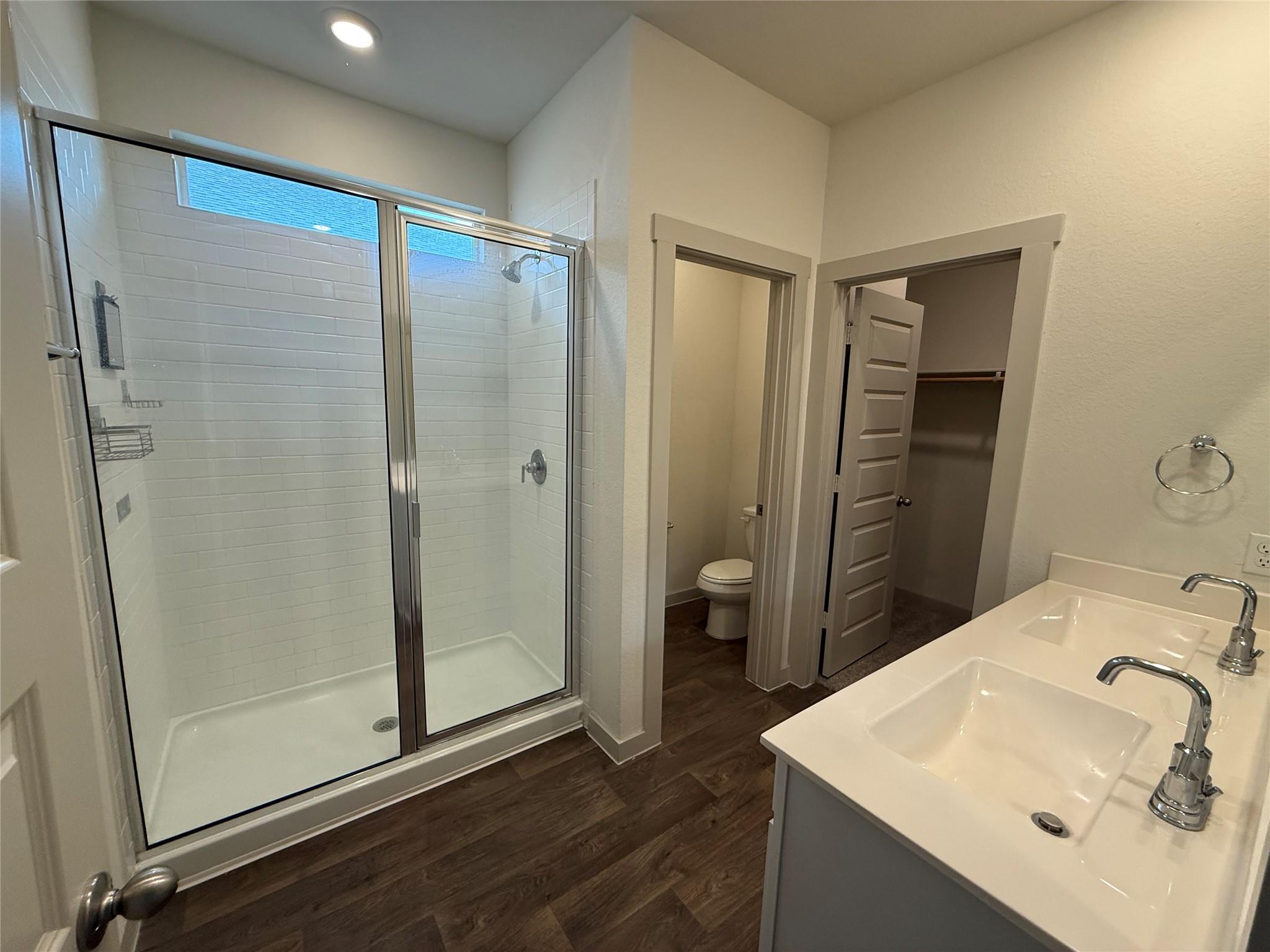 400 Barton Creek Ln Property Photo 19