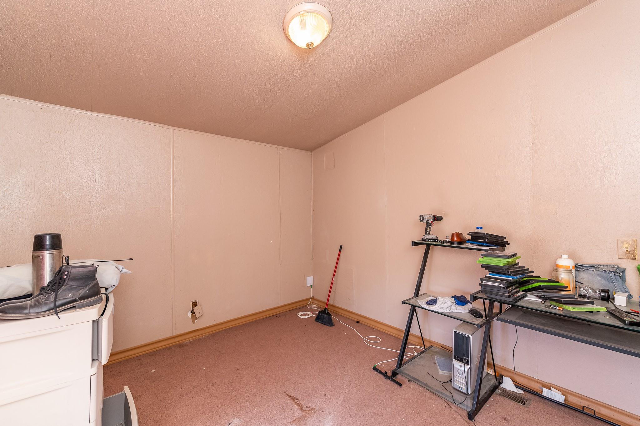 989 Oil Well Rd Property Photo 15
