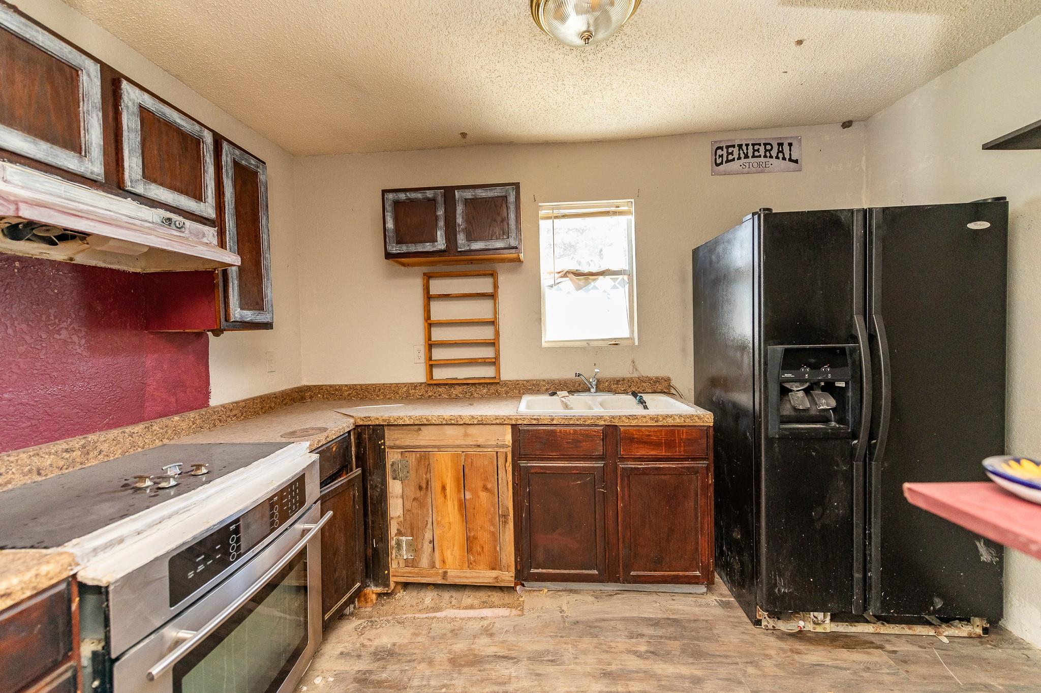 989 Oil Well Rd Property Photo 20