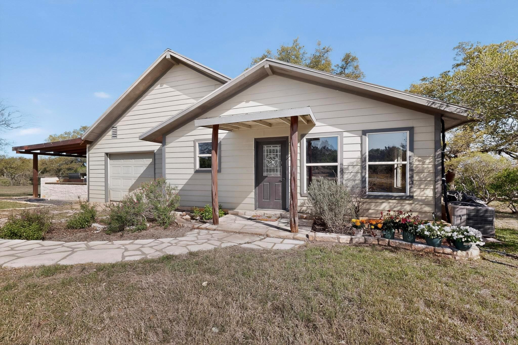 1619 Althaus Ranch Rd Property Photo 4