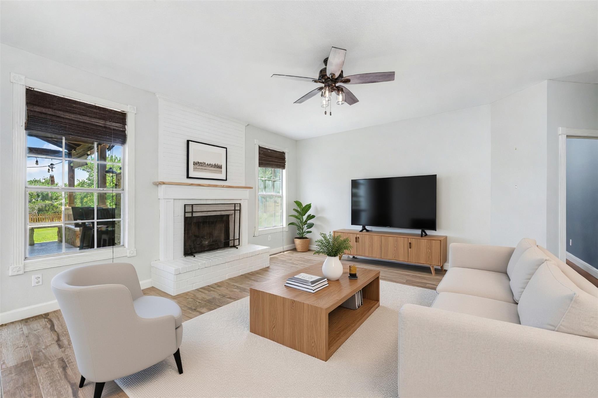 4011 Honey Bear Loop Property Photo 10