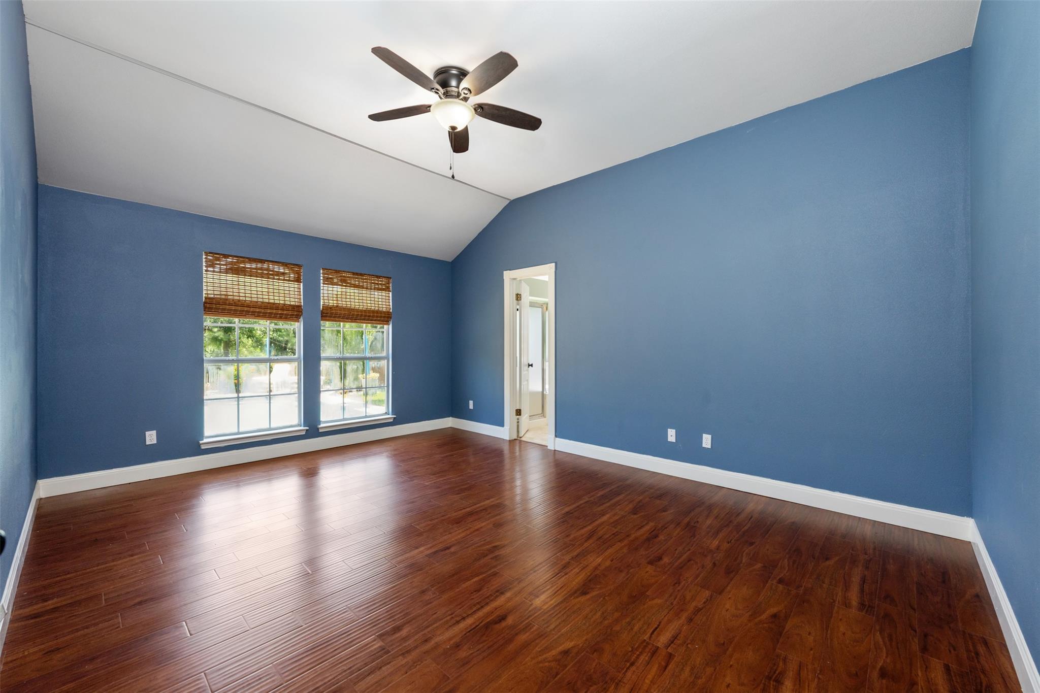 4011 Honey Bear Loop Property Photo 14