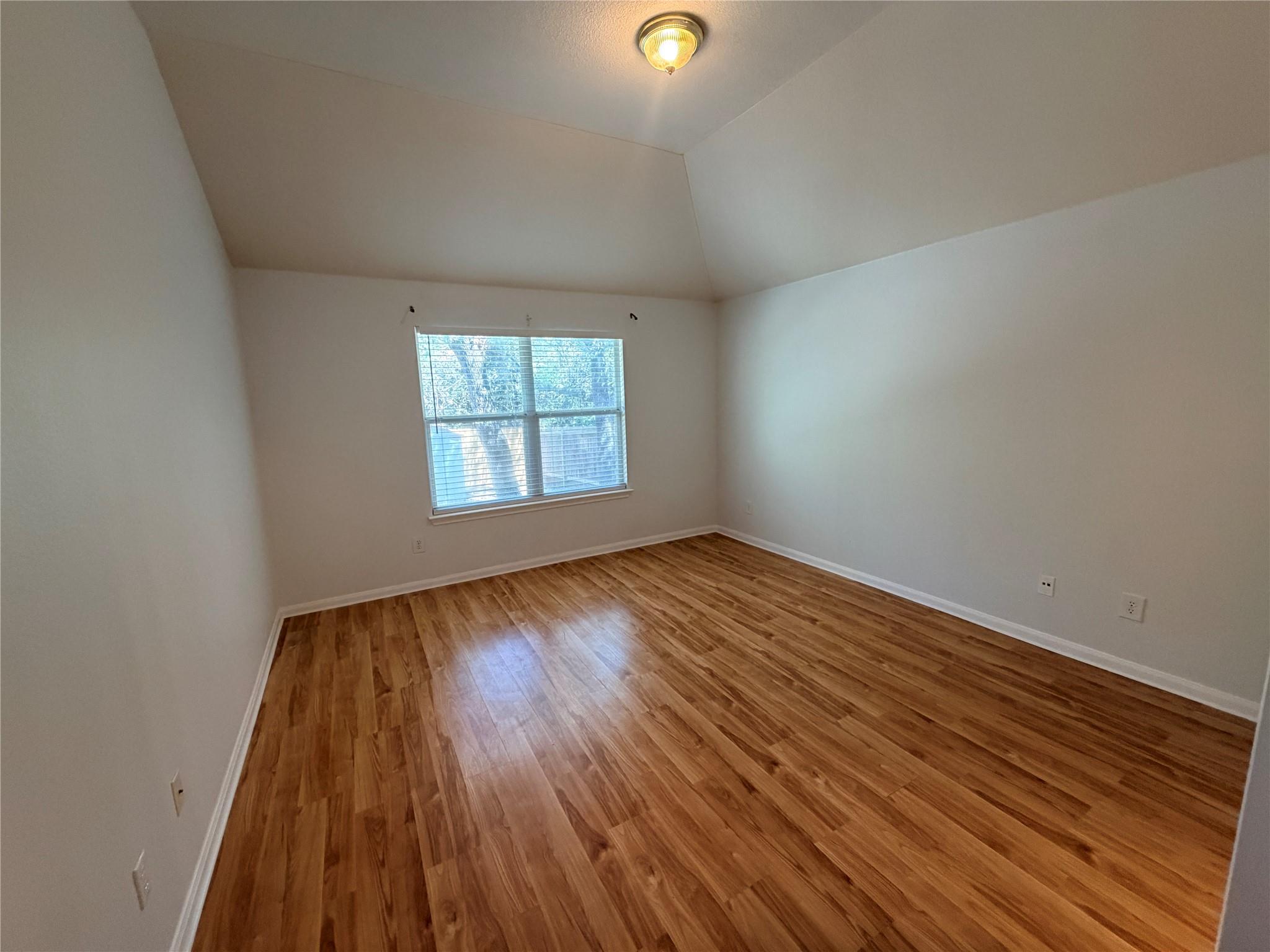 1517 Hawk Dr Property Photo 11