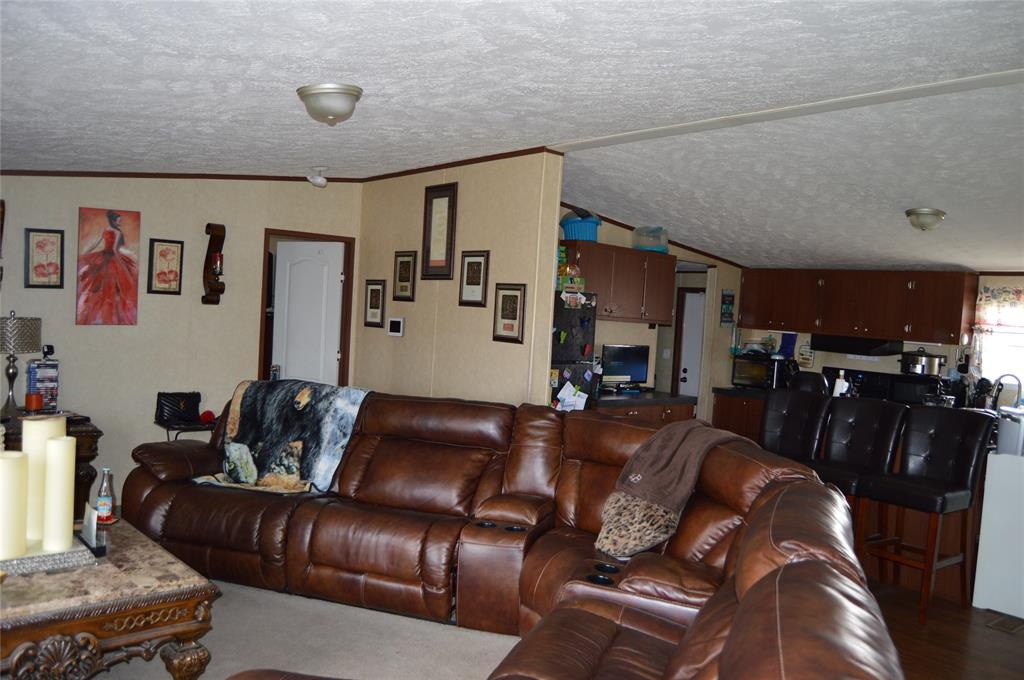 7799 Taylorsville Rd Property Photo 4