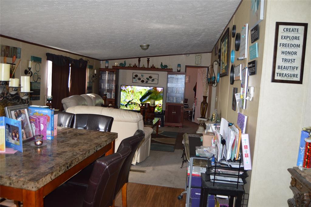 7799 Taylorsville Rd Property Photo 5