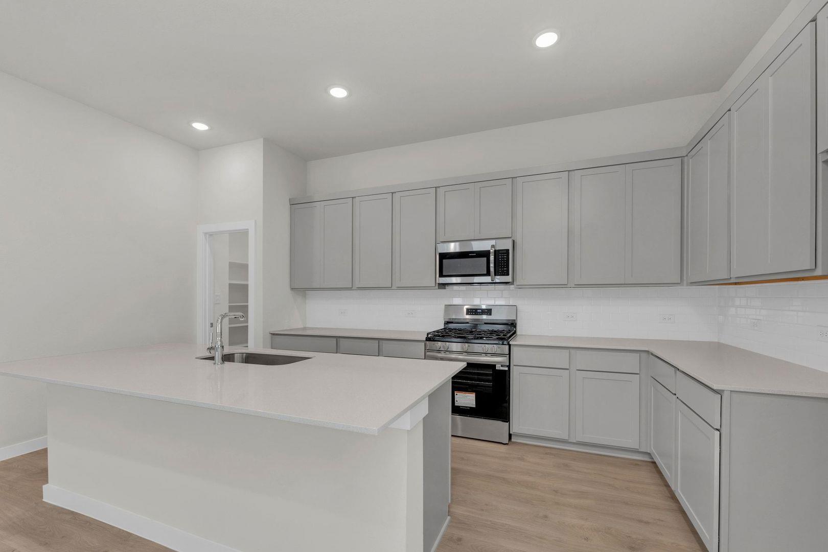 106 Melrose St Property Photo 8