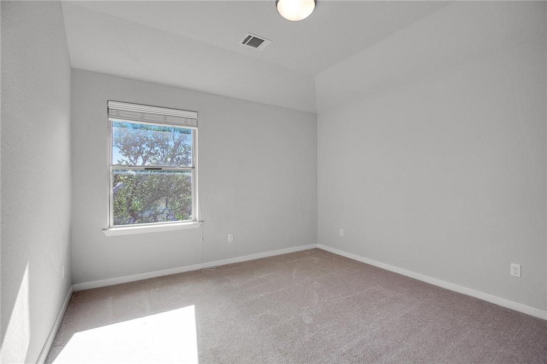 4166 Kingsley Ave Property Photo 10