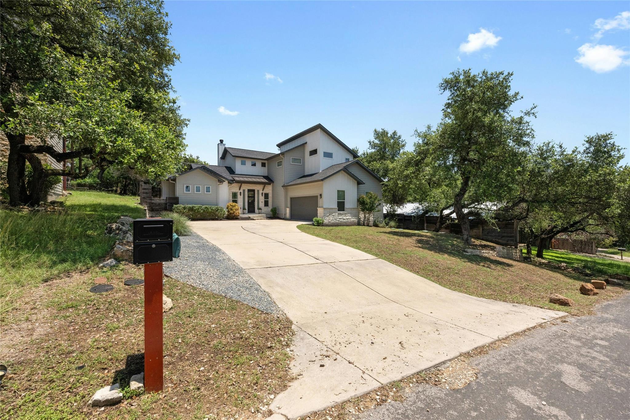 15500 Enid Dr Property Photo 3