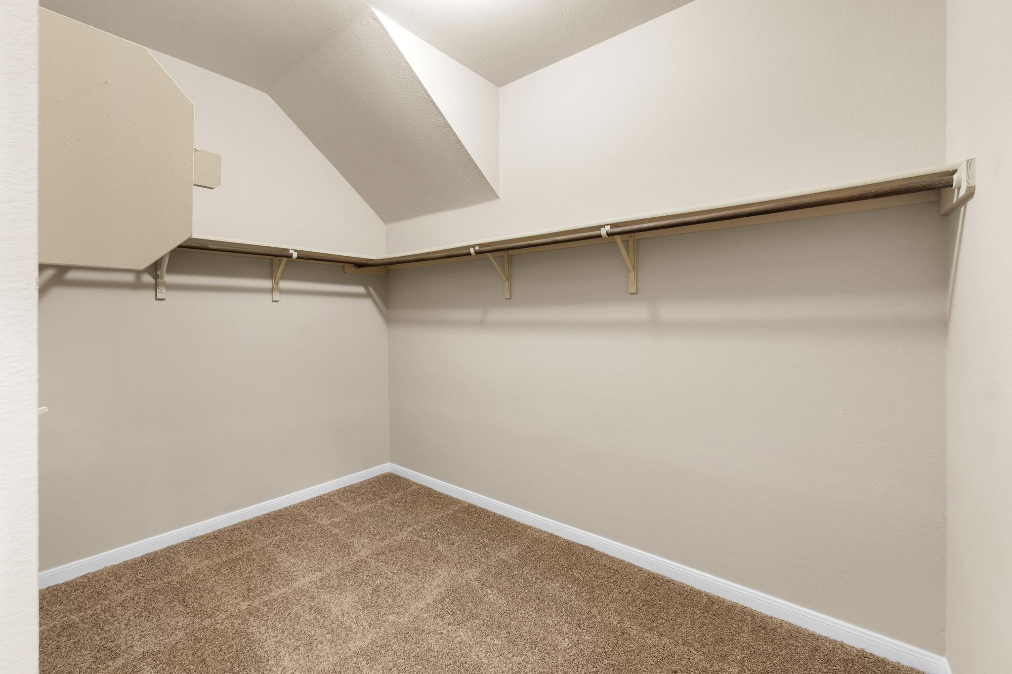 15001 Jolynn St Property Photo 14