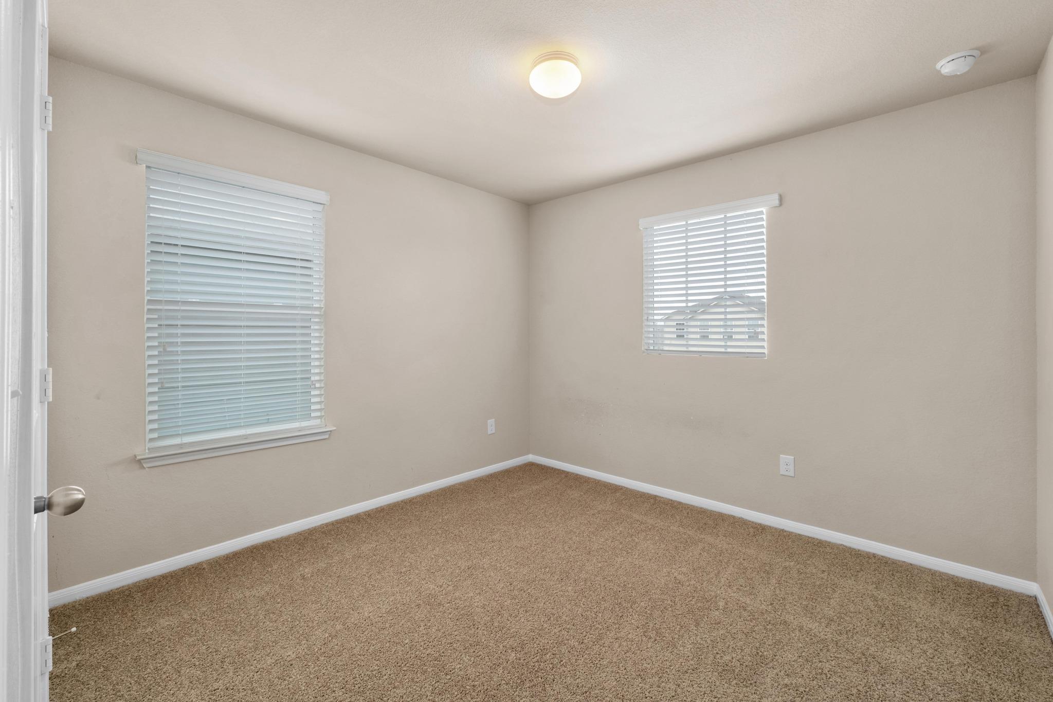 15001 Jolynn St Property Photo 17