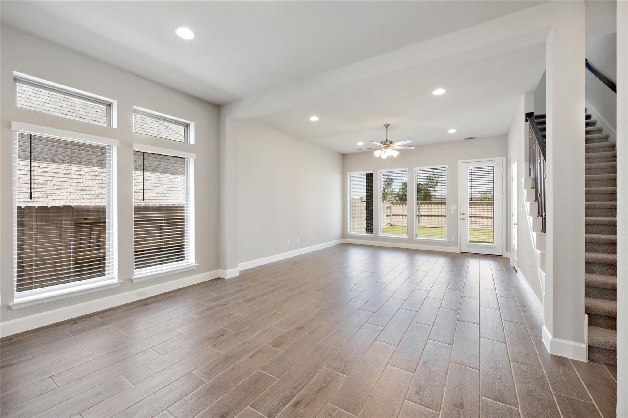 104 Chinaberry Bnd Property Photo 10