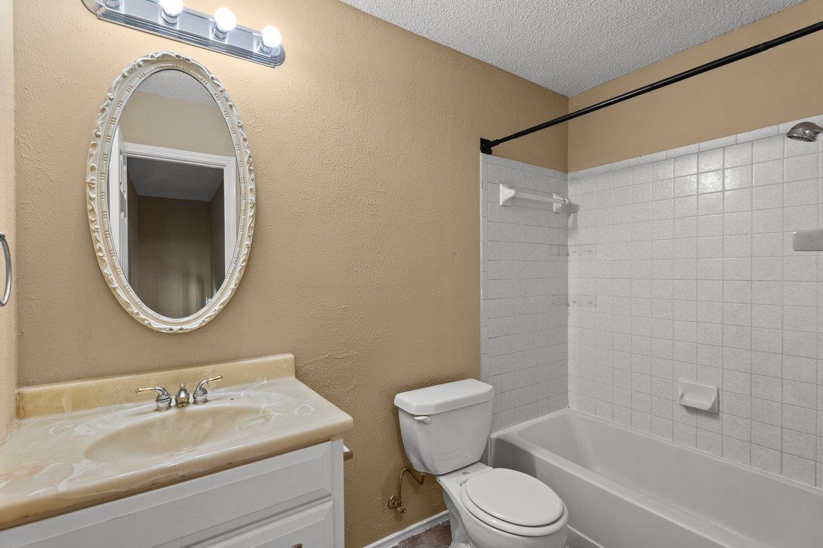 1001 Tamra Cv Property Photo 26