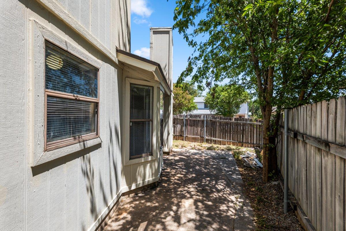 1001 Tamra Cv Property Photo 33