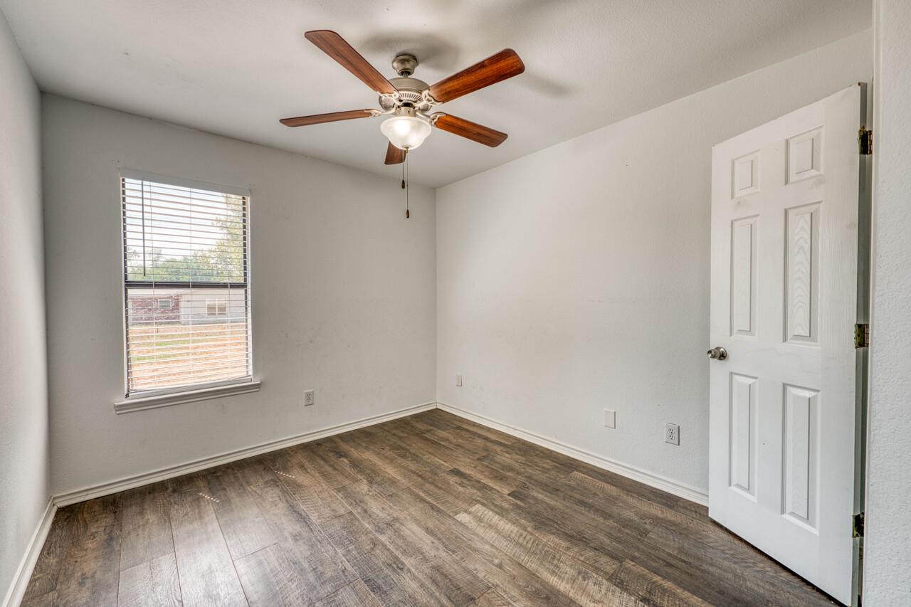 1108 Cedar Dr Property Photo 27