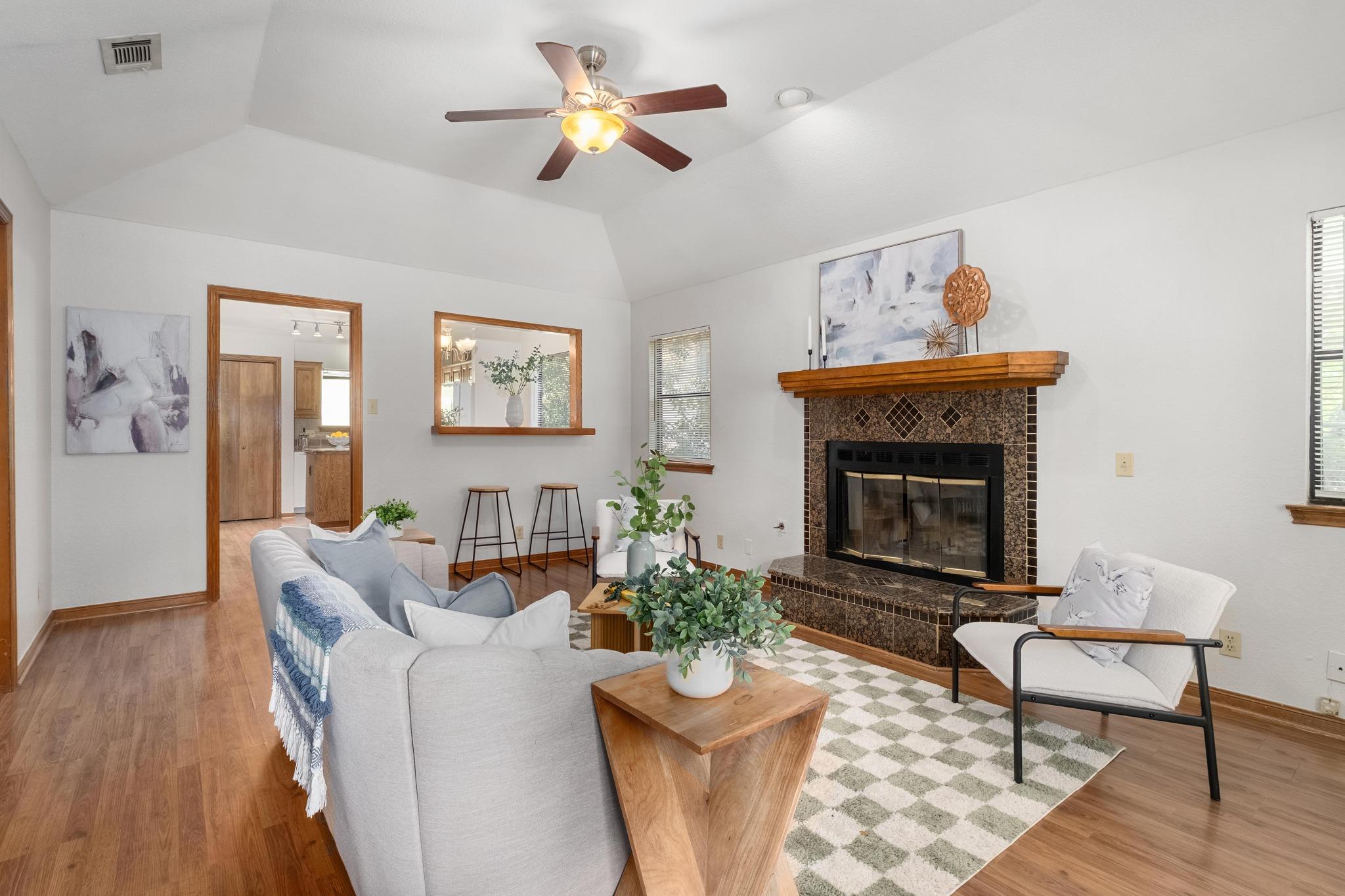 5108 Avenue H None Property Photo 3