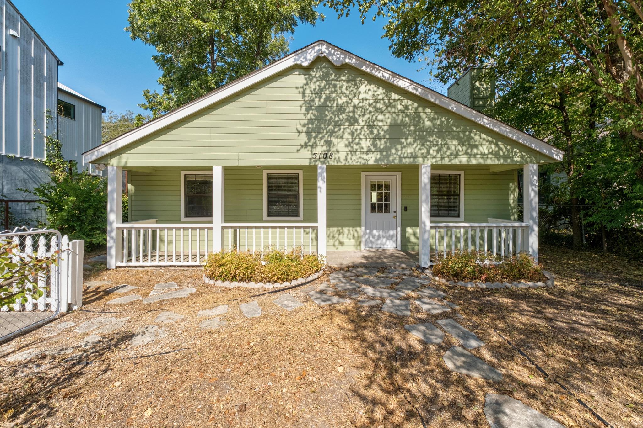 5108 Avenue H None Property Photo 9