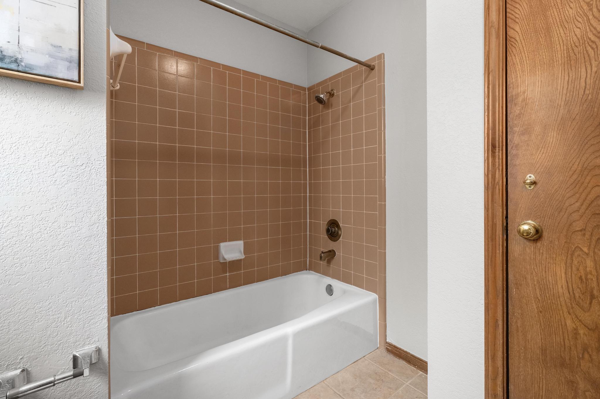 5108 Avenue H None Property Photo 30