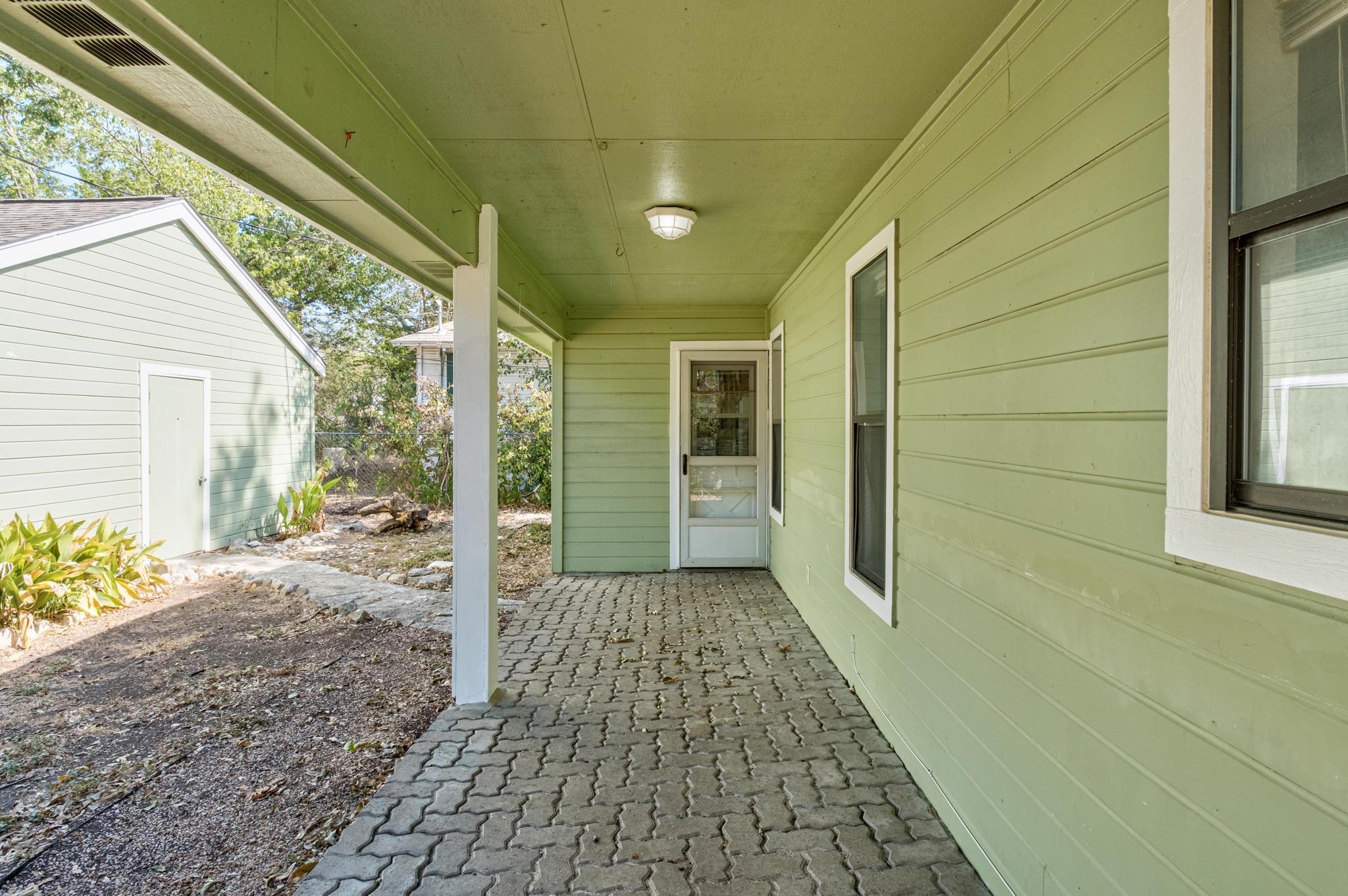 5108 Avenue H None Property Photo 38