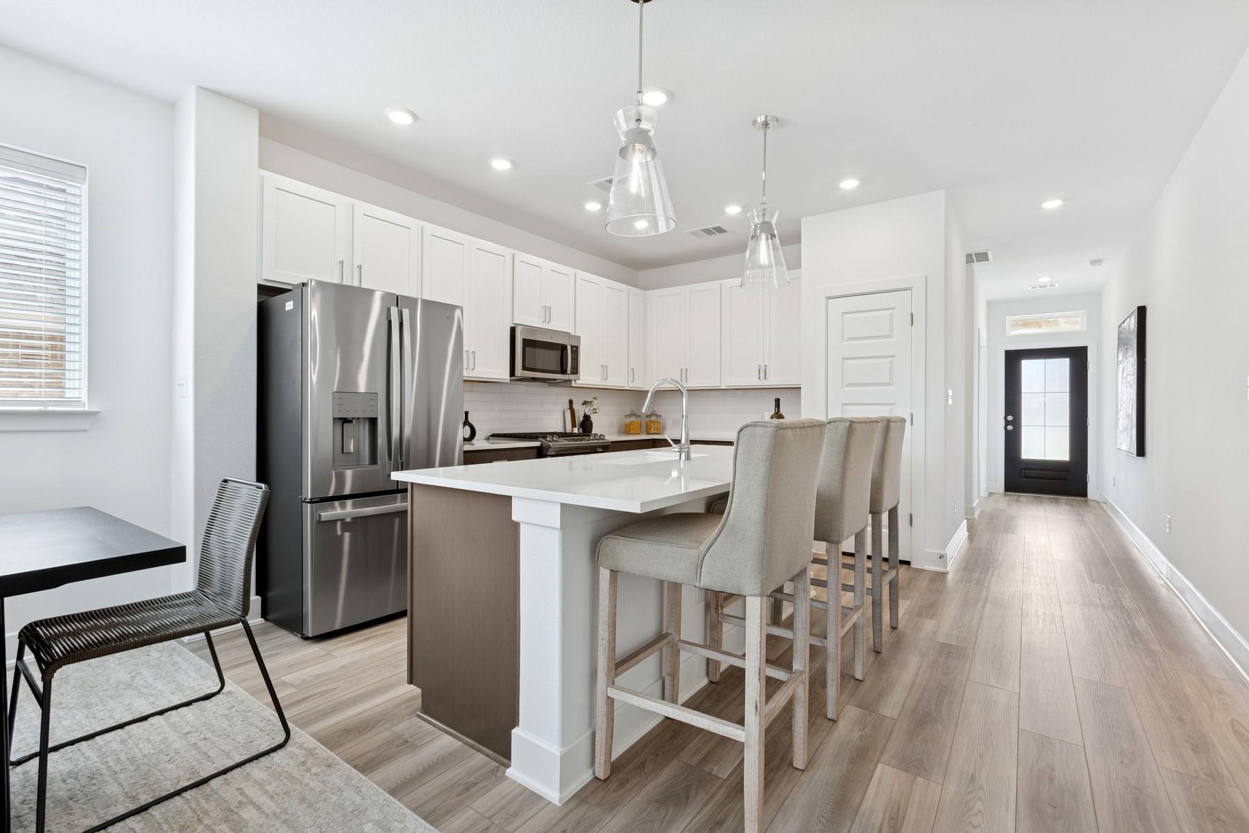 123 Cibolo Creek Loop Property Photo 6