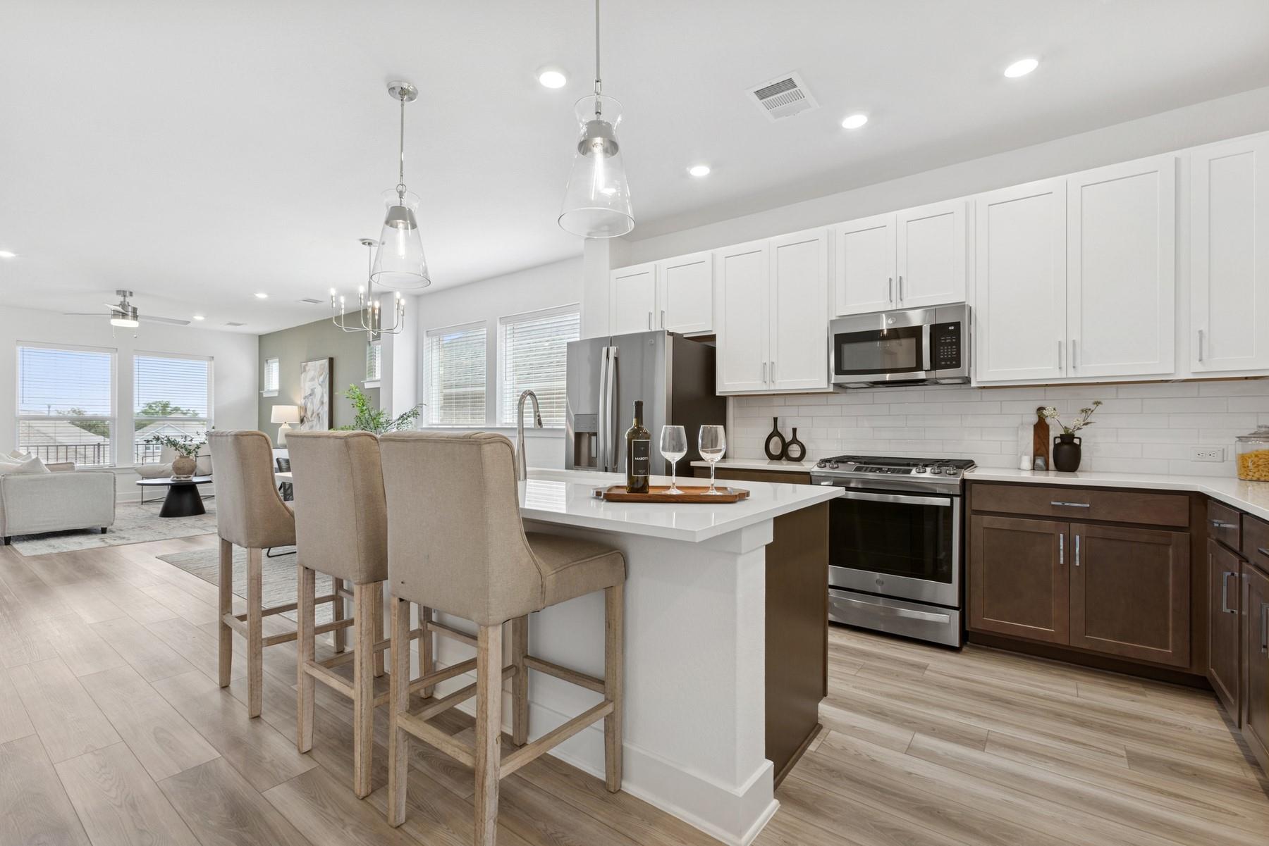 123 Cibolo Creek Loop Property Photo 8