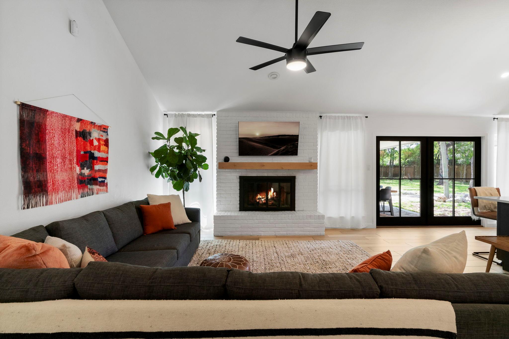 10100 Dobbin Dr Property Photo 8