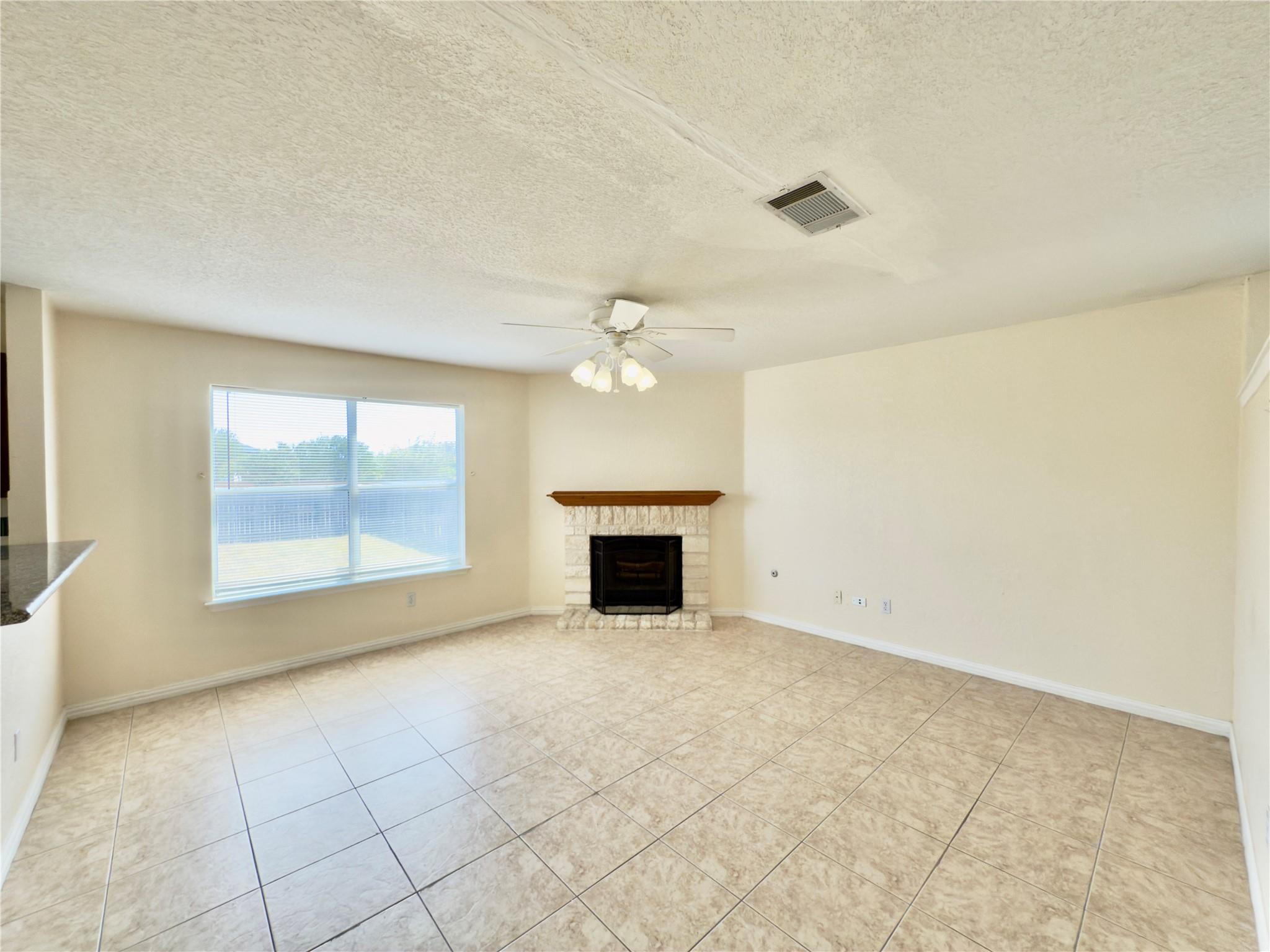 17125 Dashwood Creek Dr Property Photo 6