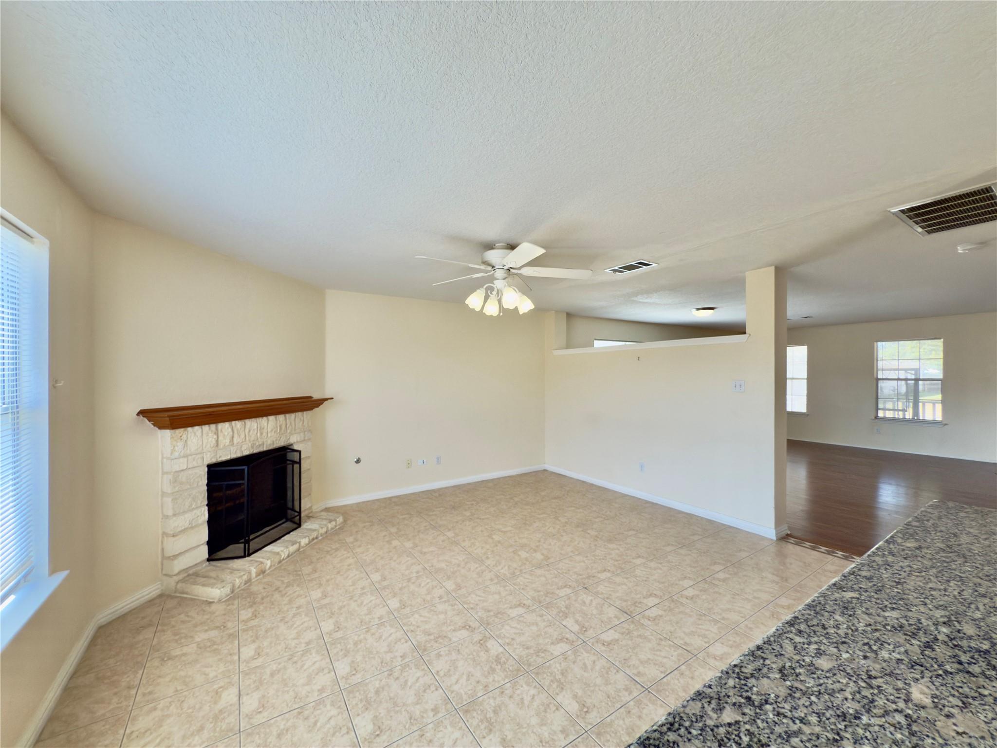 17125 Dashwood Creek Dr Property Photo 8