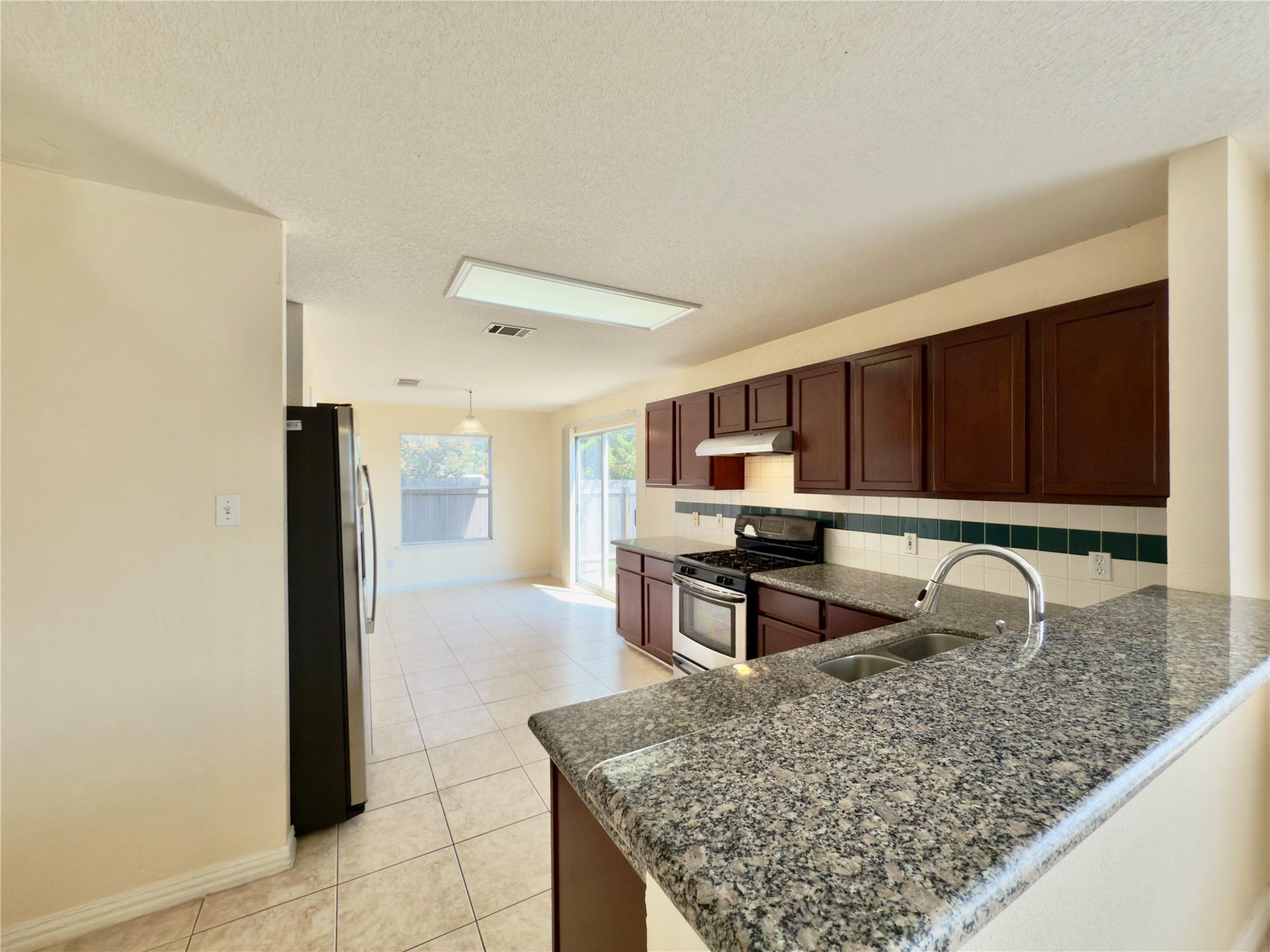 17125 Dashwood Creek Dr Property Photo 9