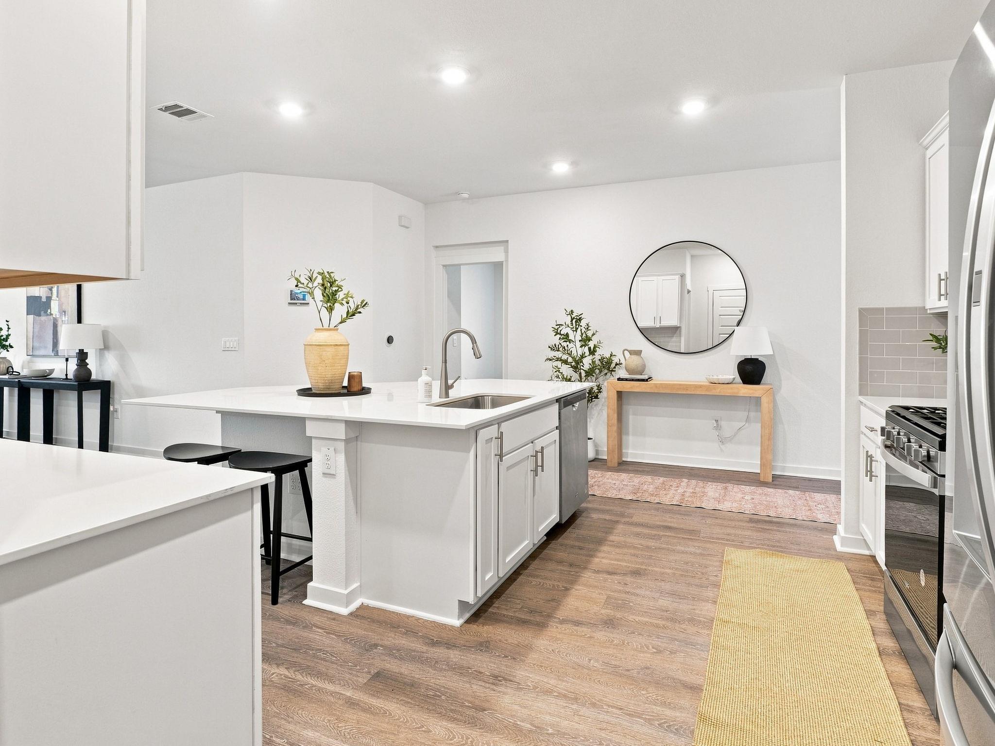 7403 Sagira Path Property Photo 9
