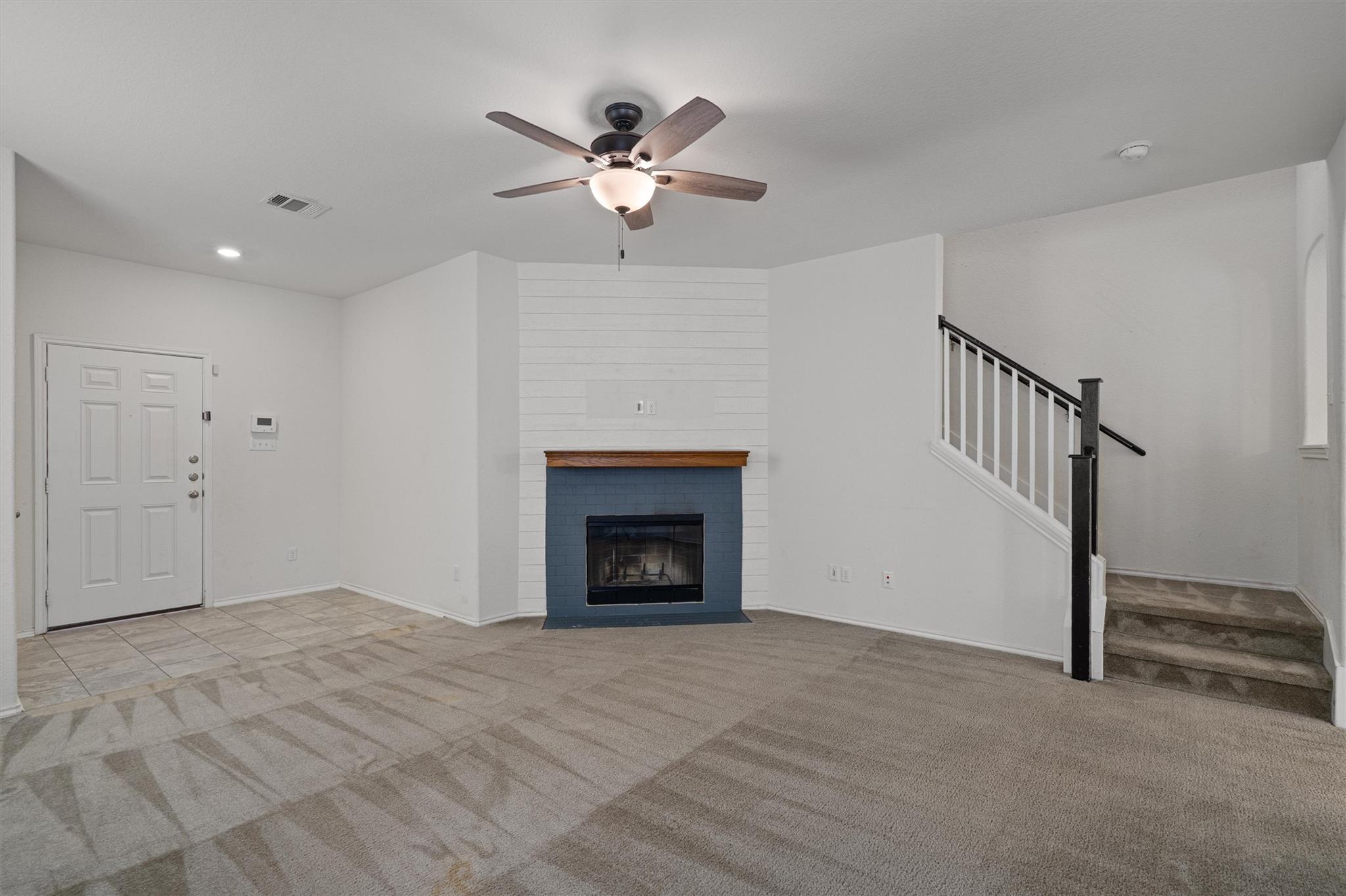 2950 E Old Settlers Blvd #37 Property Photo 4