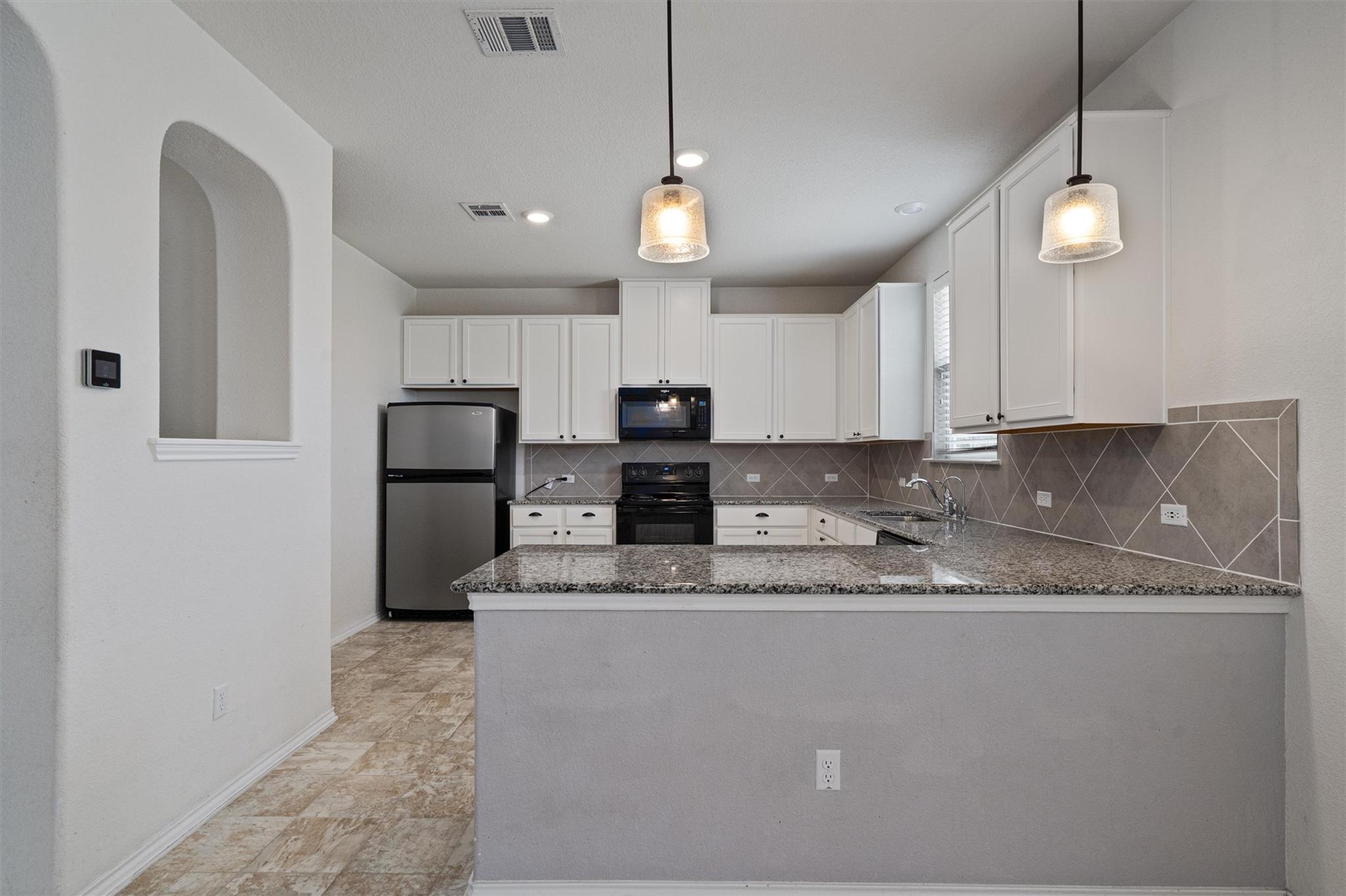 2950 E Old Settlers Blvd #37 Property Photo 10