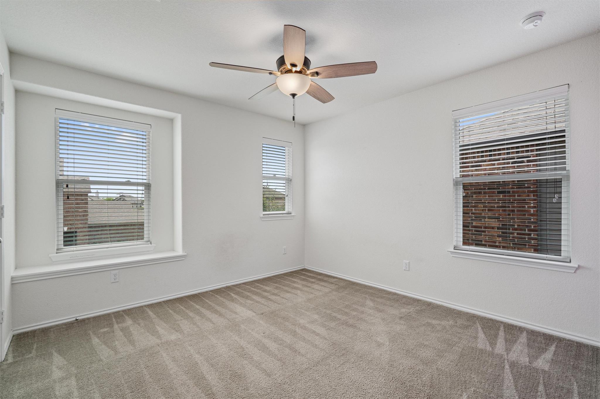 2950 E Old Settlers Blvd #37 Property Photo 27