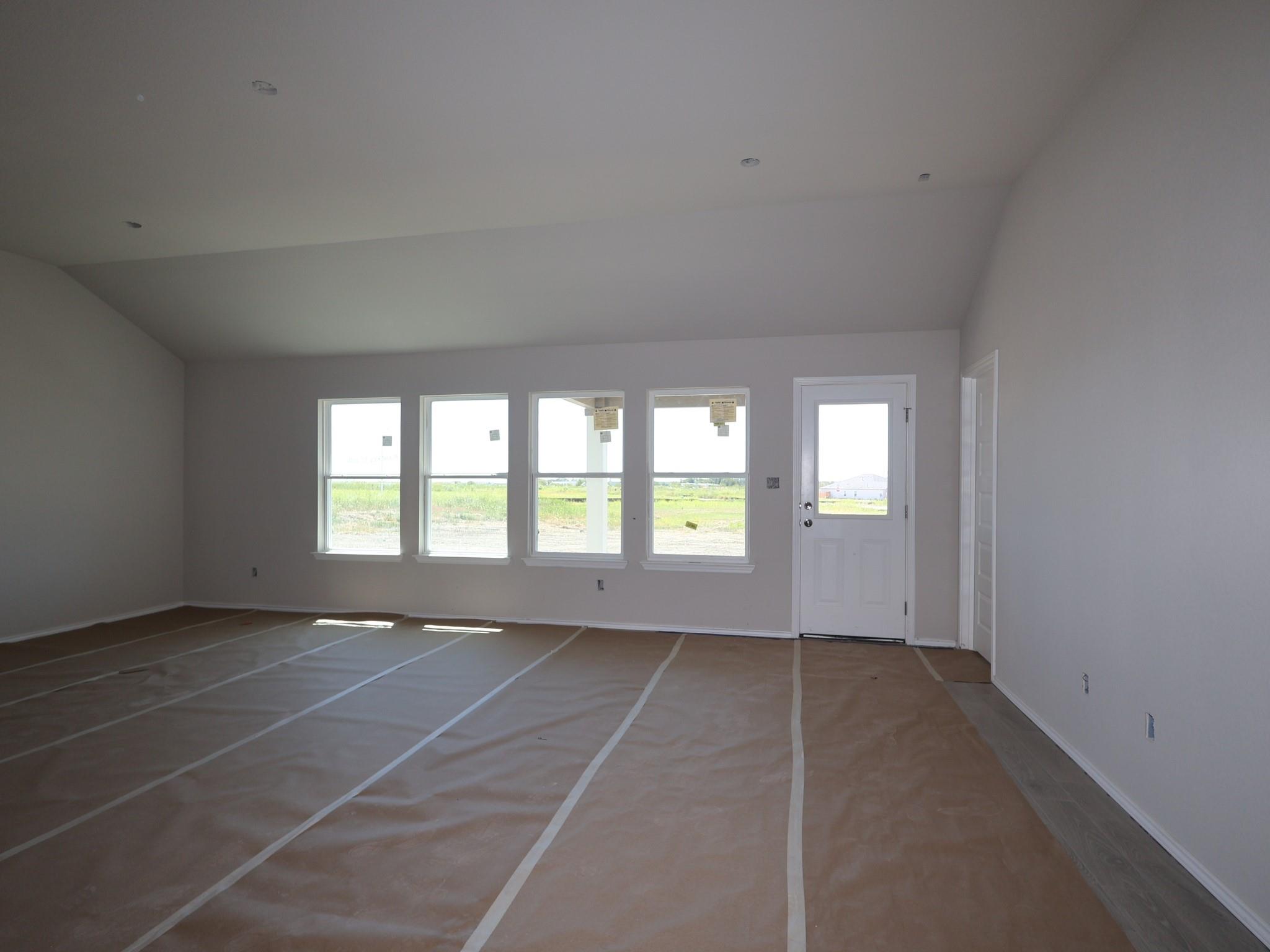 13501 Van Hollen Rd Property Photo 6
