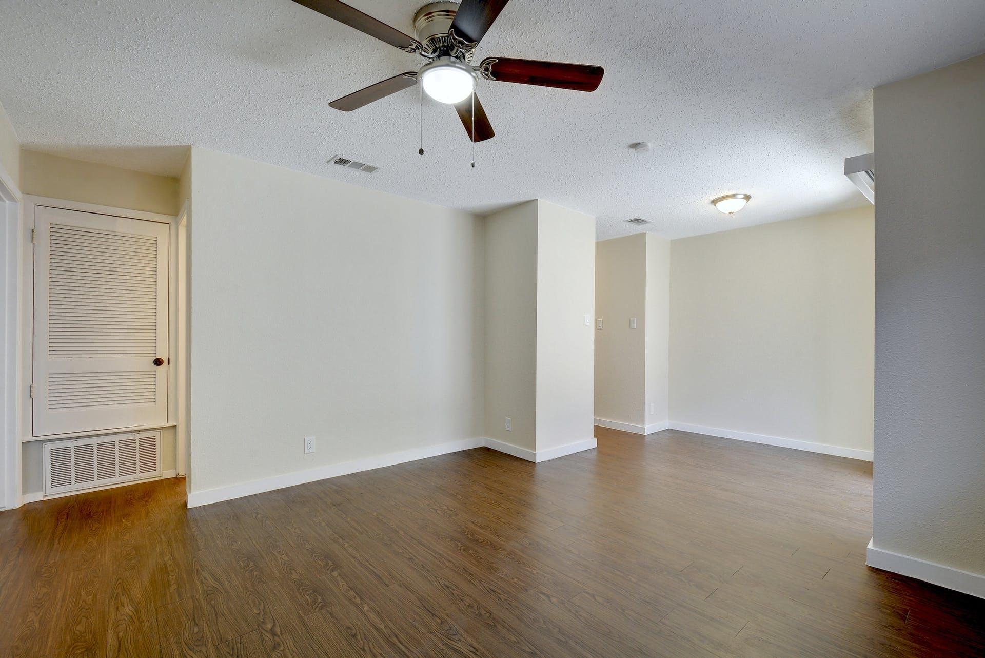 4802 W Wind Trl #103 Property Photo 6
