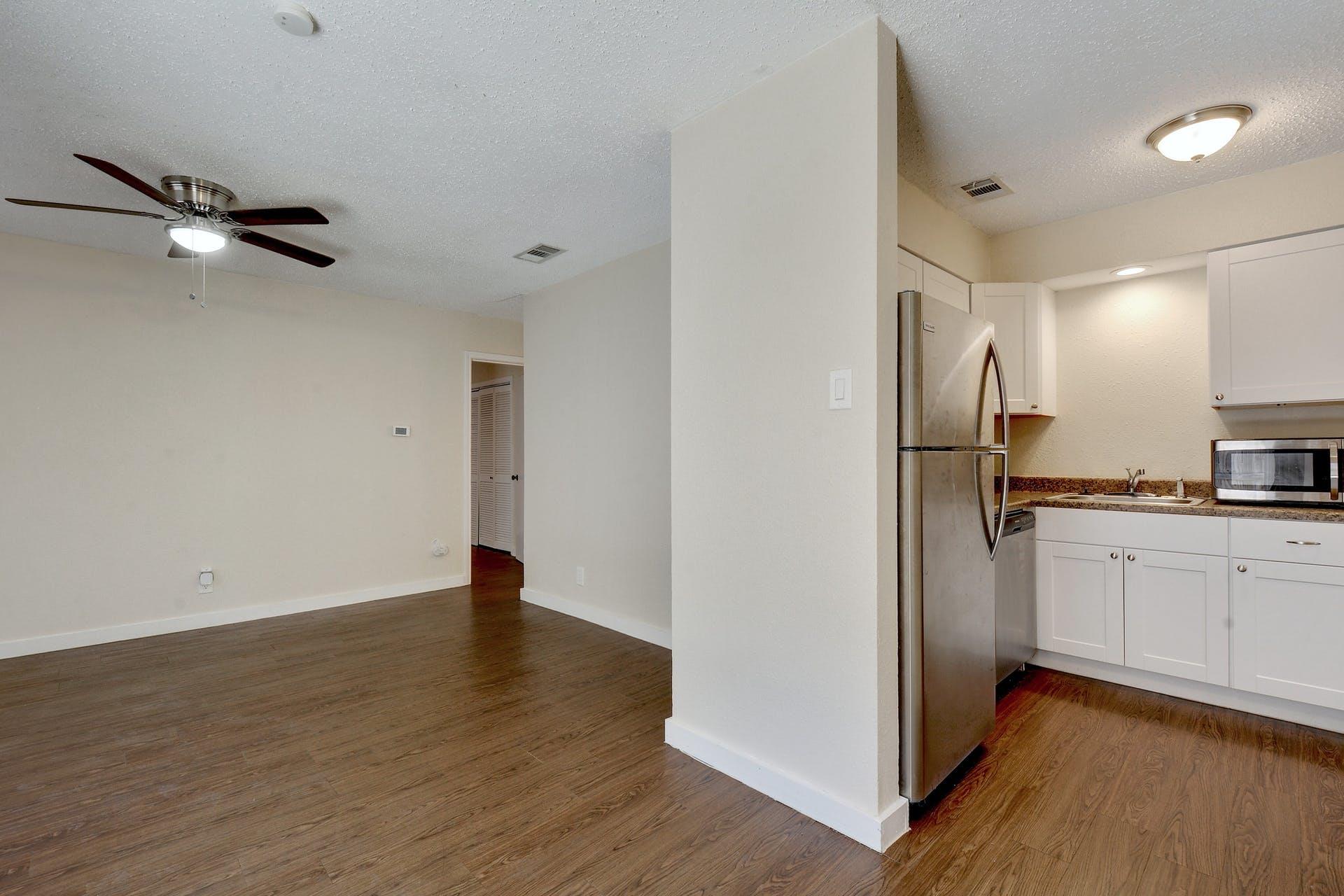 4802 W Wind Trl #103 Property Photo 9