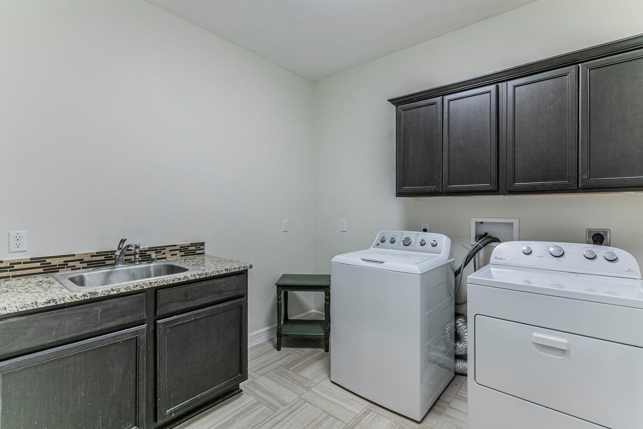 300 Magan Ln Property Photo 21