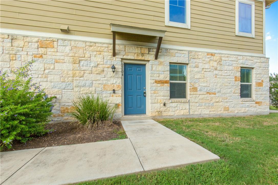 1620 Bryant Dr #2104 Property Photo 4
