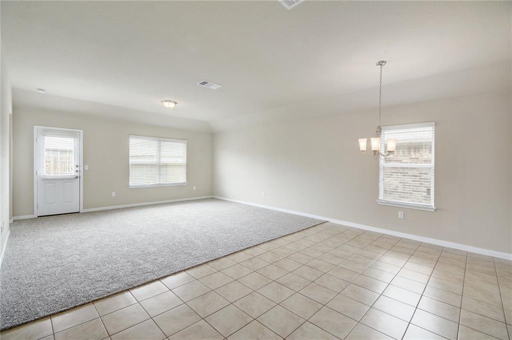 5817 Roderick Dr Property Photo 7