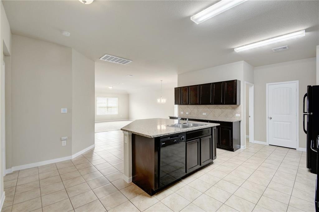 5817 Roderick Dr Property Photo 9
