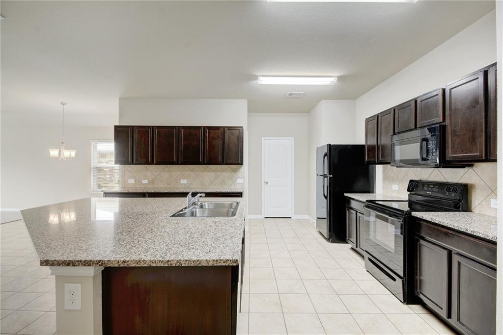 5817 Roderick Dr Property Photo 14