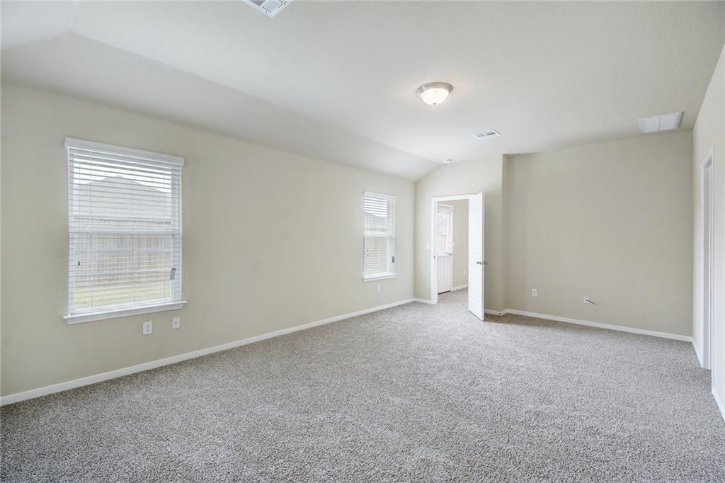 5817 Roderick Dr Property Photo 16